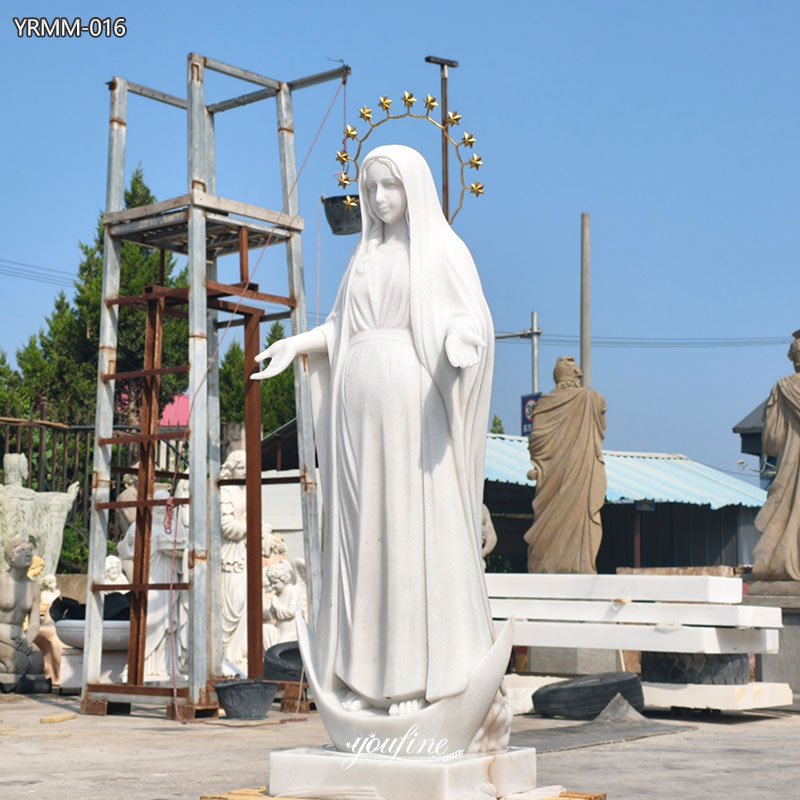 white Marble Pregnant Mary