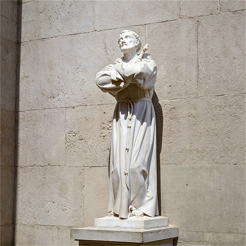 Saint Francis of Assis garden statue