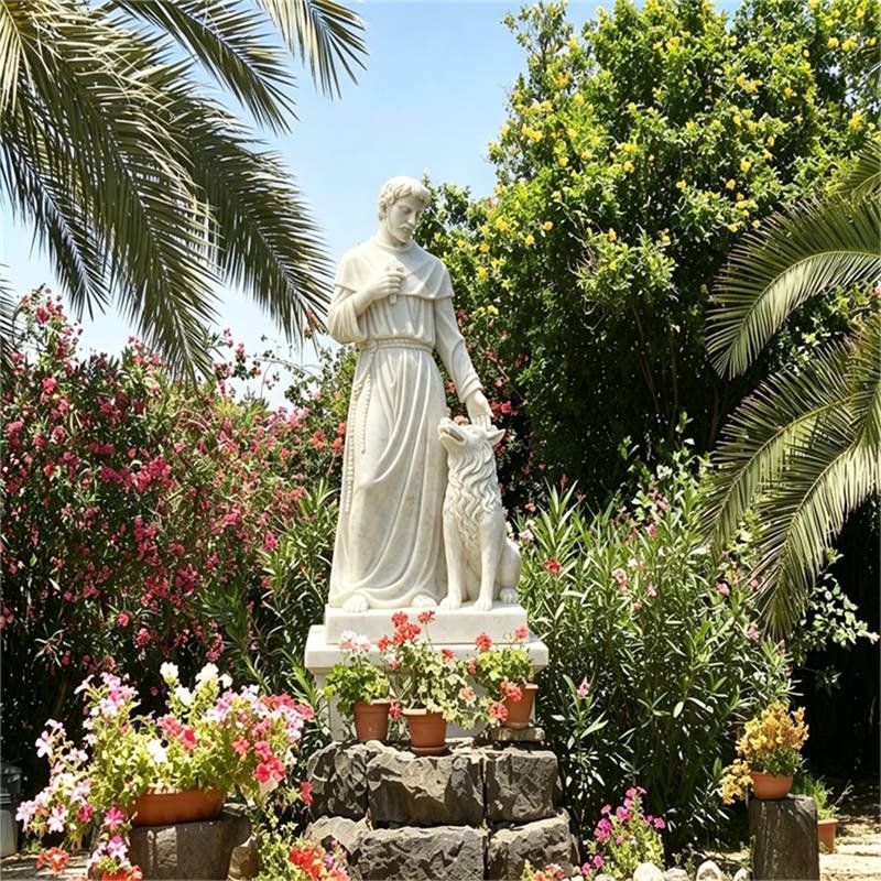 Saint Francis of Assis garden statue