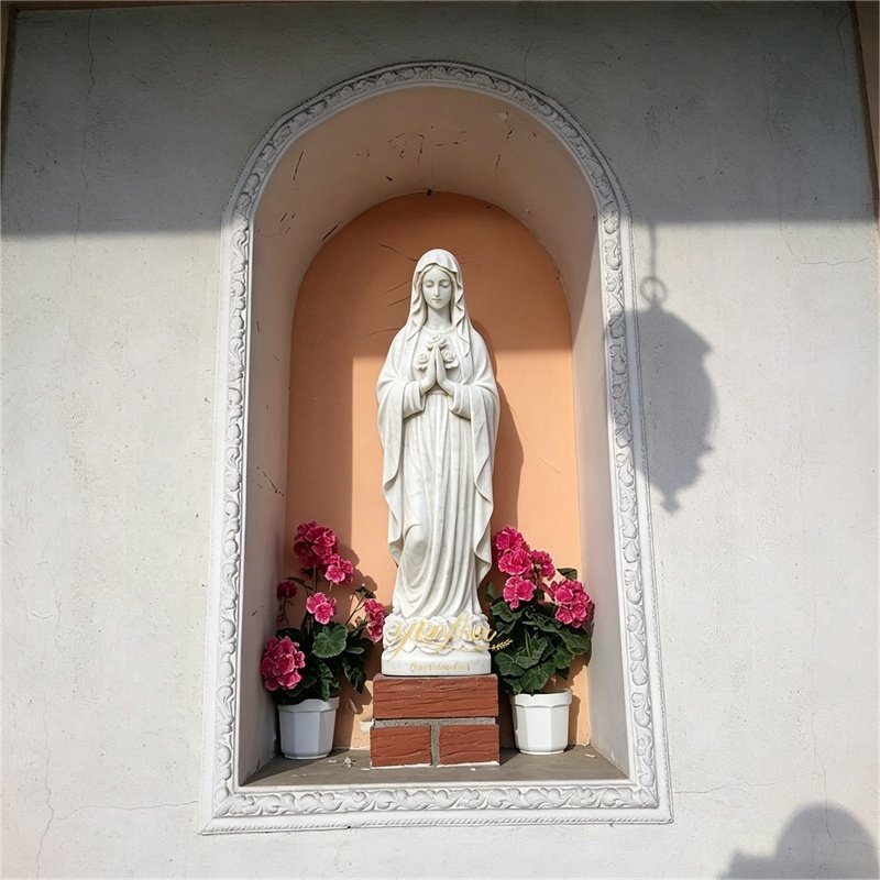 maria mystica statue