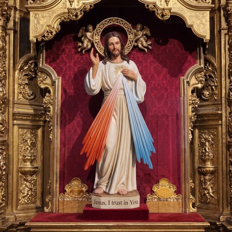 Divine Mercy statue0