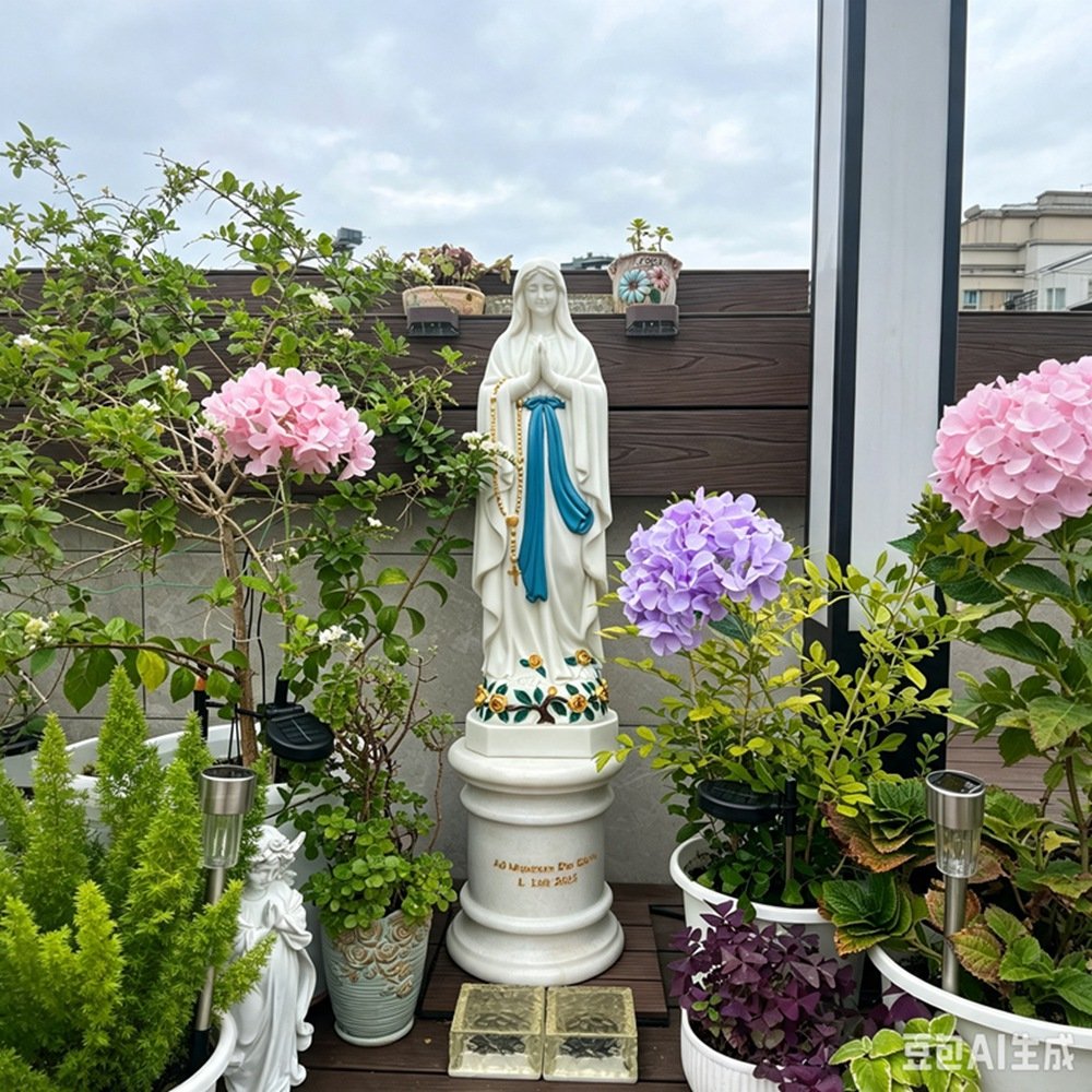 Mary statue