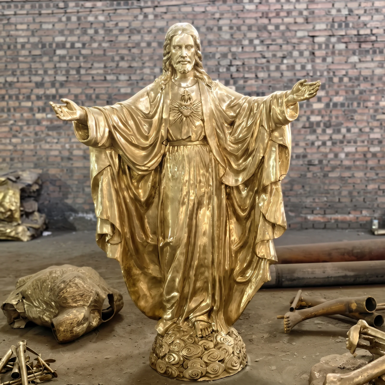 Open-arm Sacred Heart Jesus workshop statue
